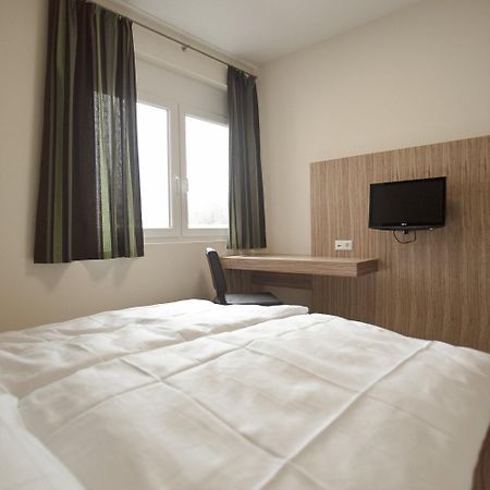 Hotel Maxis - Digitaler Self-Check-In - Karlsbad Extérieur photo